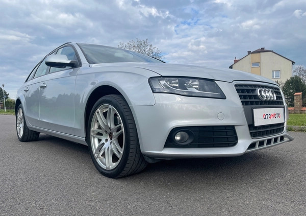 Audi A4 cena 35900 przebieg: 260000, rok produkcji 2010 z Annopol małe 781